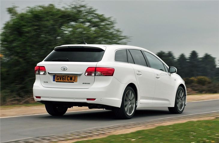 new toyota avensis 2009 review #6