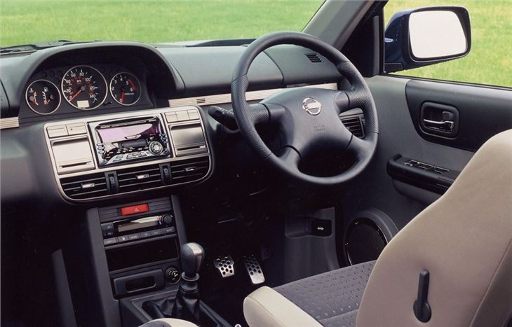 2006 Nissan x trail interior dimensions #10