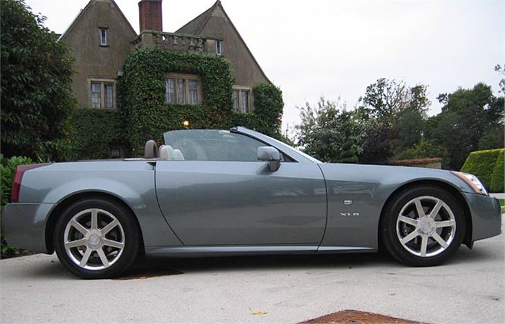 Cadillac xlr review 2005