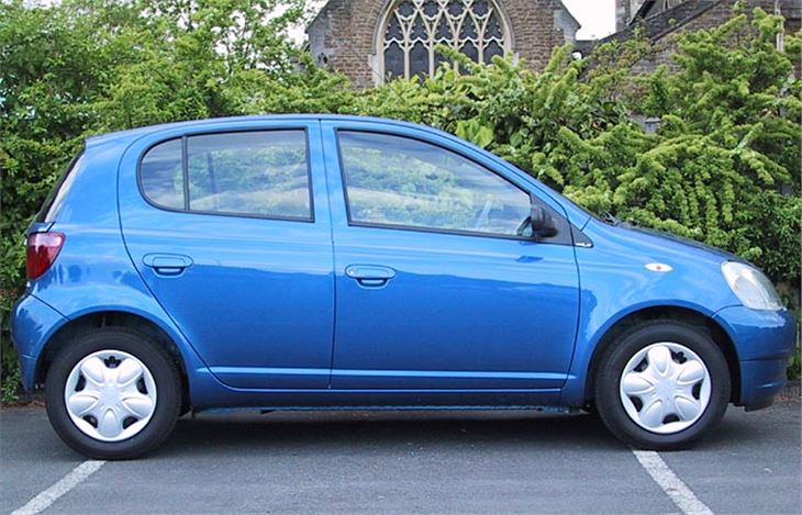 toyota yaris 2002 road tax #3