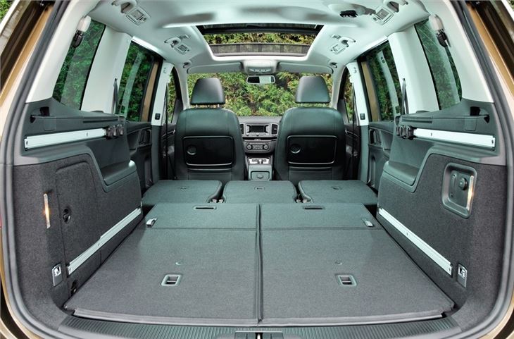 How to fold rear seats in ford galaxy #5