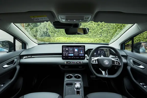 MG 4 EV: interior