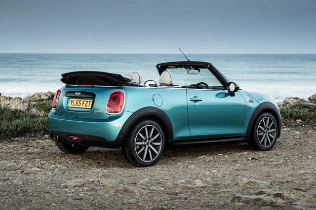 Mini Cooper Convertible S First Drive Review - CarWale