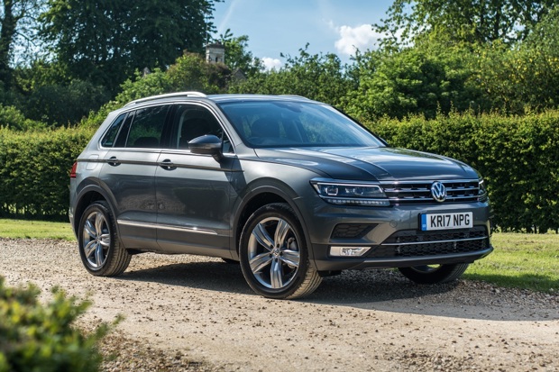 Sleeping in the car VW Tiguan 2 Allspace