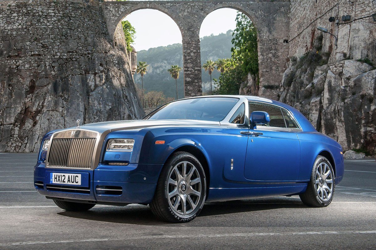 RollsRoyce Phantom Drophead Coupé  8 Tháng một 2022  Autogespot