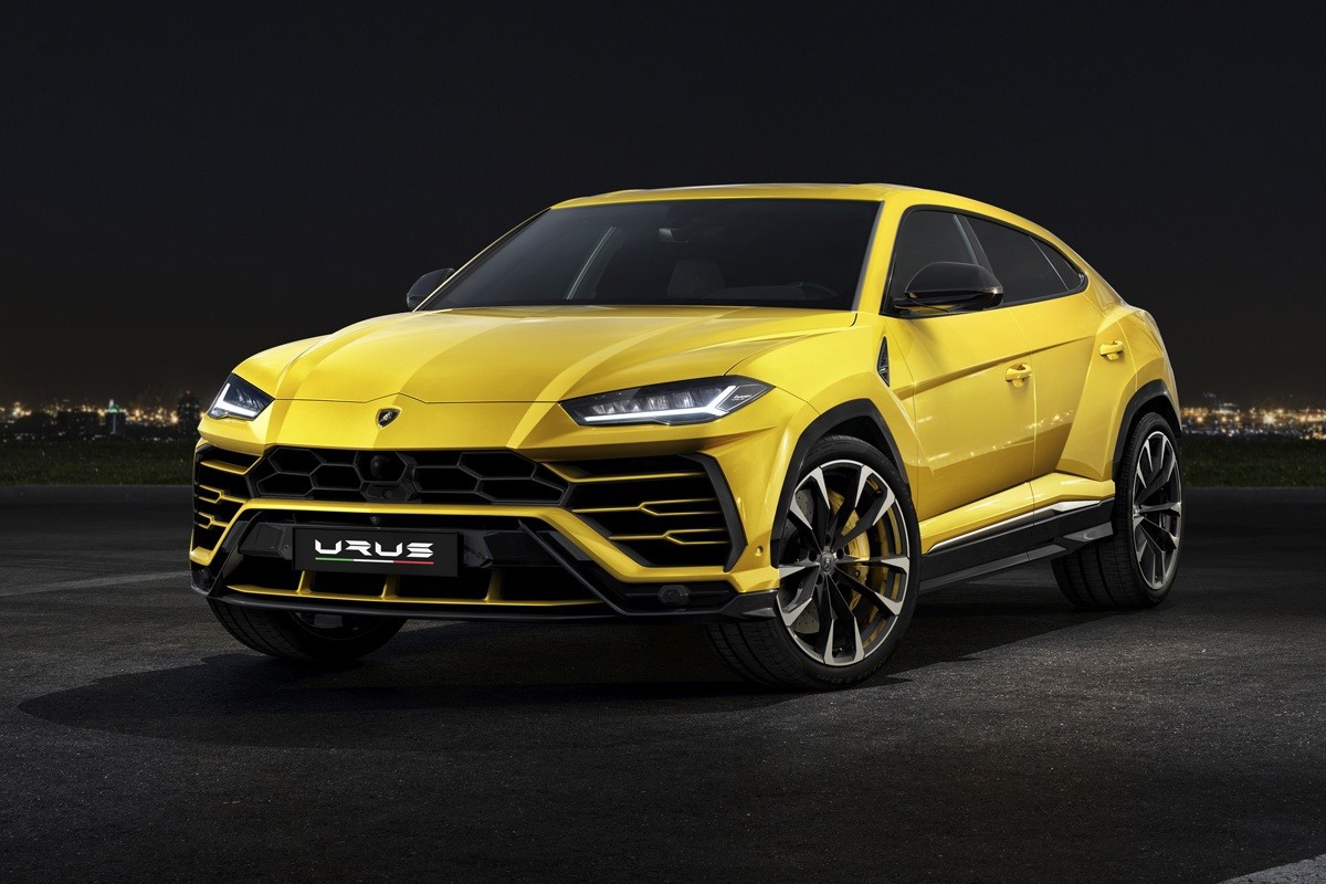 Lamborghini Urus Review 2023 | Honest John