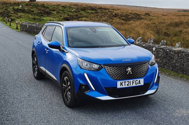 Peugeot 2008 PureTech 130 EAT8 im Test