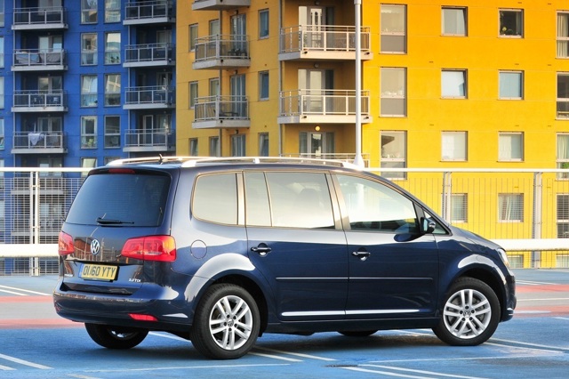 Used Volkswagen Touran 2010-2015 review