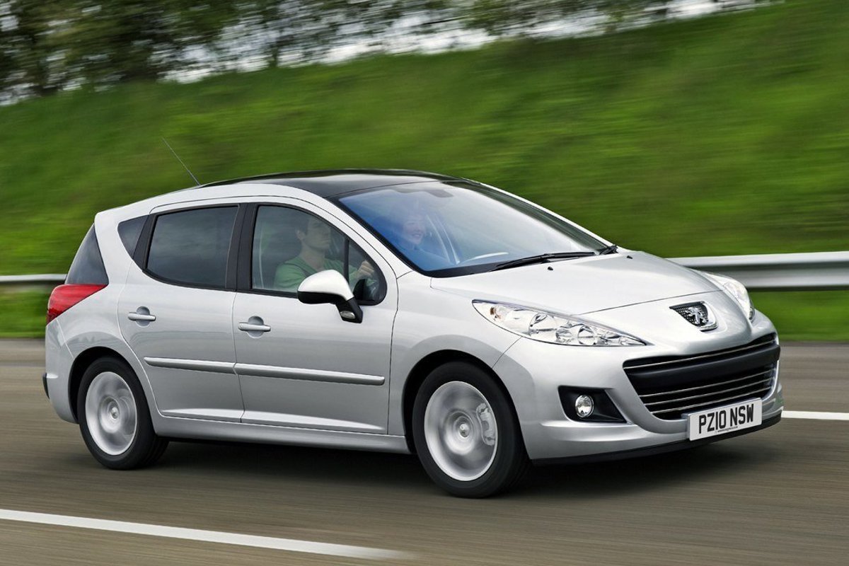 2011 Peugeot 207 CC Sport £3,500