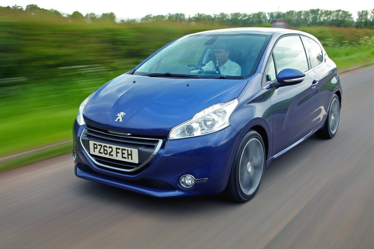 Peugeot 208 (2012 – 2019) Review