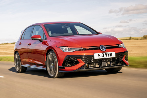 Volkswagen Golf GTI Clubsport: driving