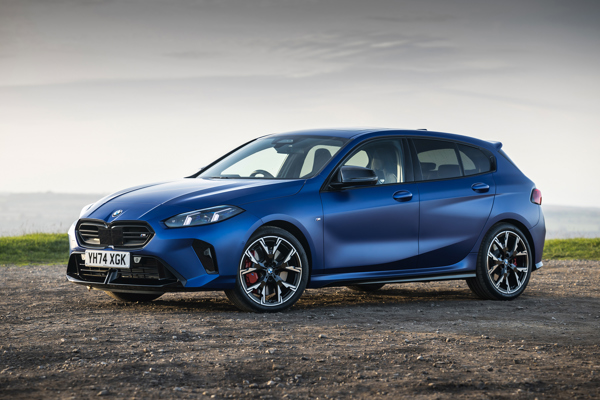 BMW M135: front view