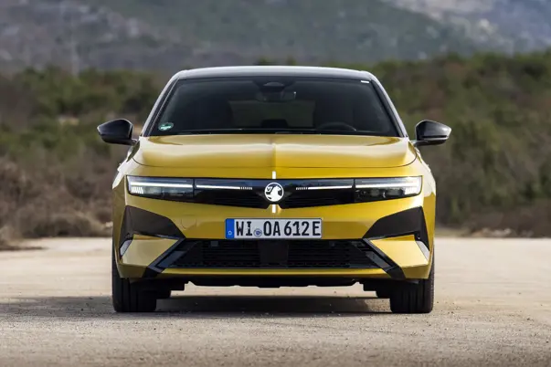Vauxhall Astra Electric: front view