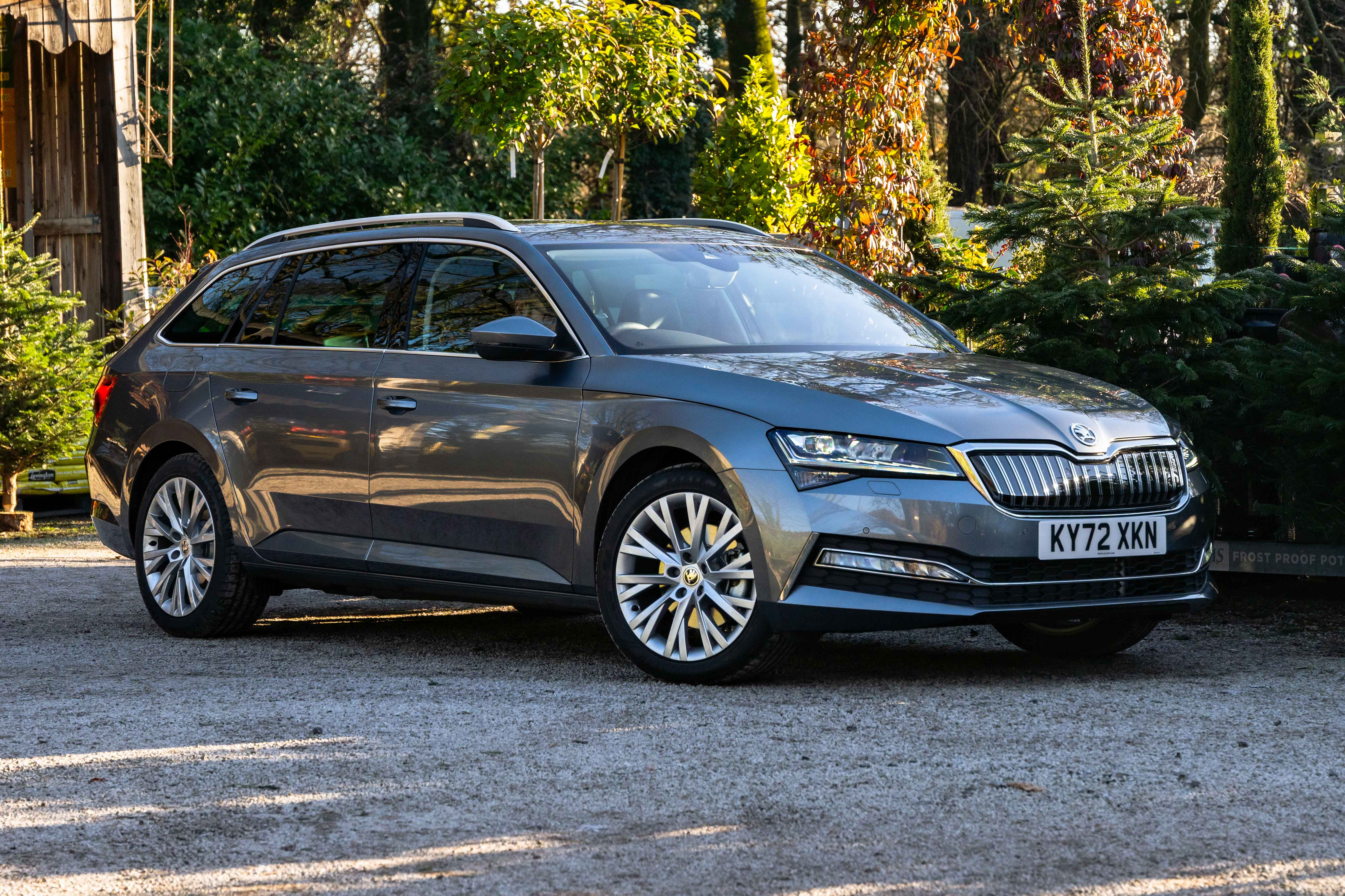 Skoda superb deals iv real mpg